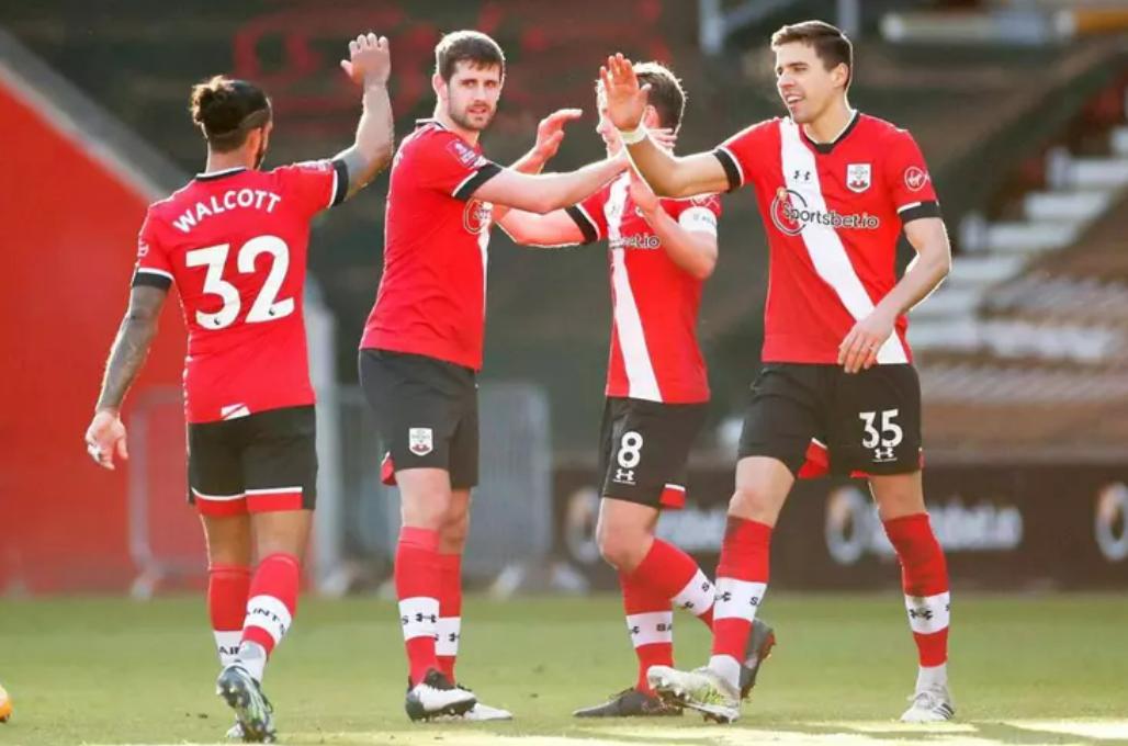 今日足球竞彩4串1预测,今日足球竞彩单场分析