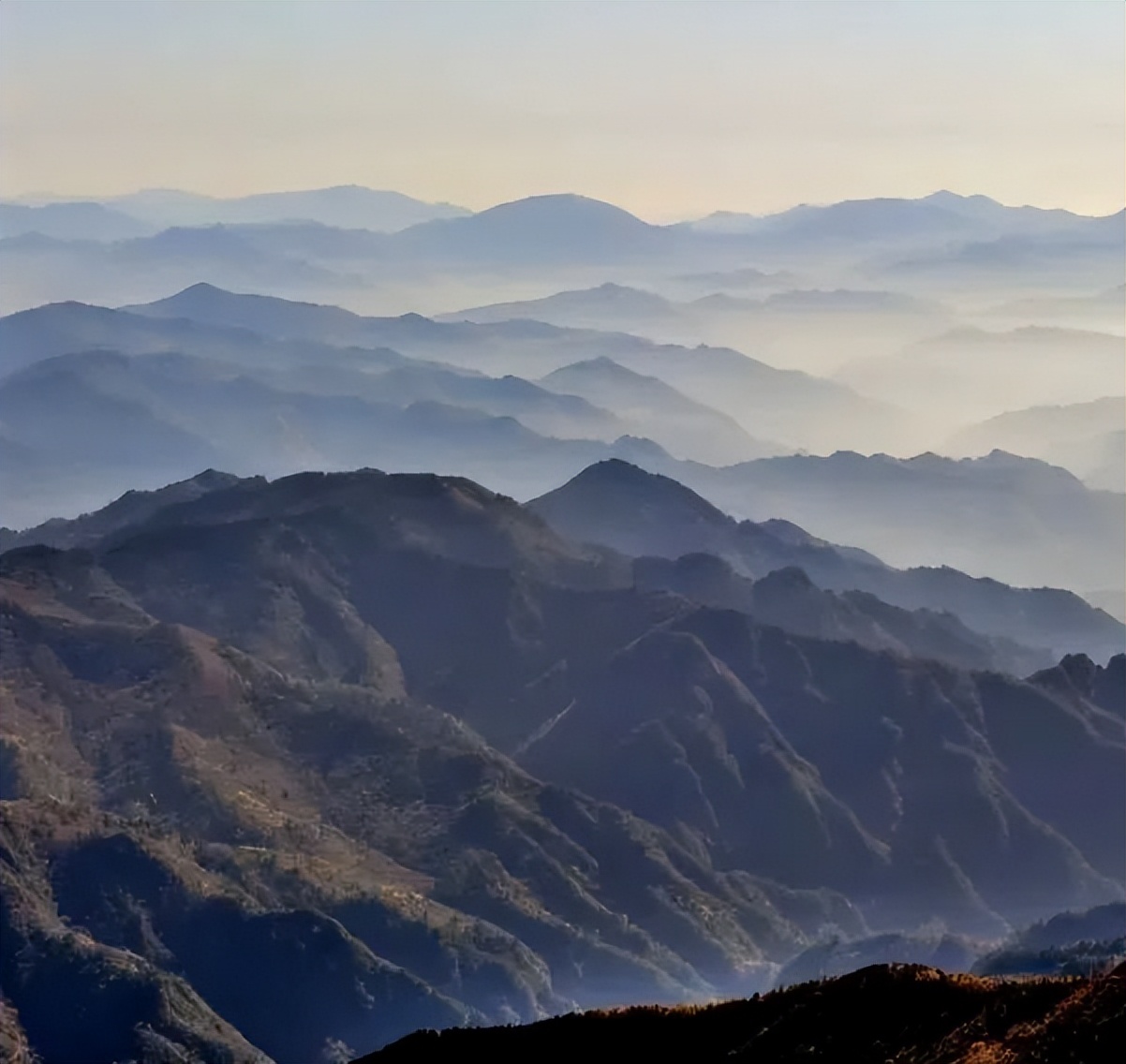 避暑打满分！七八月推荐13个人少景美的宝藏小城！逃离蒸炉