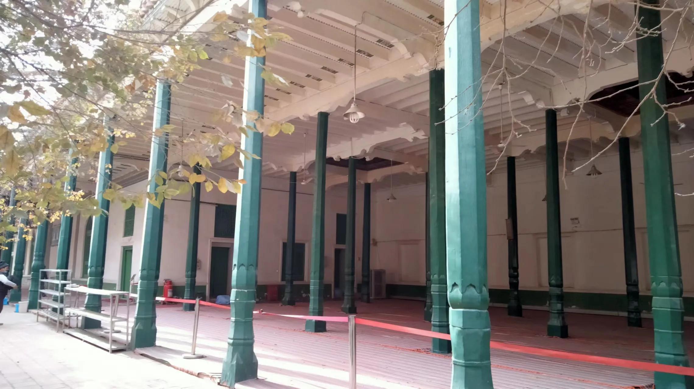 遇到在路上旅行,一个月也能赚一万块左右的小敏(124)