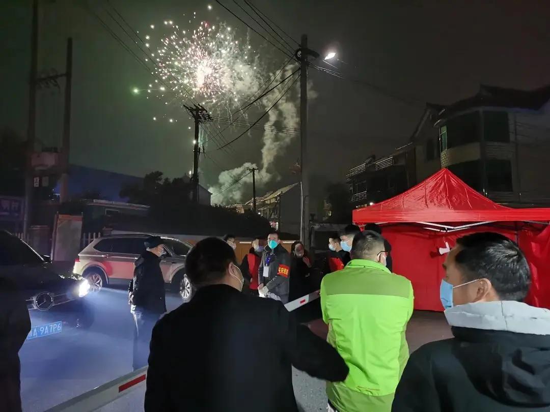 “你们是唯一的光！”富阳隔离解封人员留下手写信