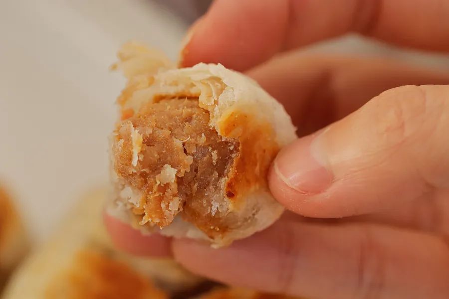 上海光明邨鲜肉月饼排队攻略,上海光明邨鲜肉月饼最新