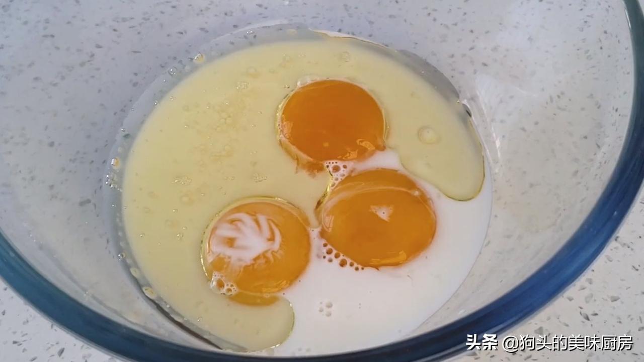 在家做不用打蛋器全手工生日蛋糕,做生日蛋糕不用火不用电不用鸡蛋