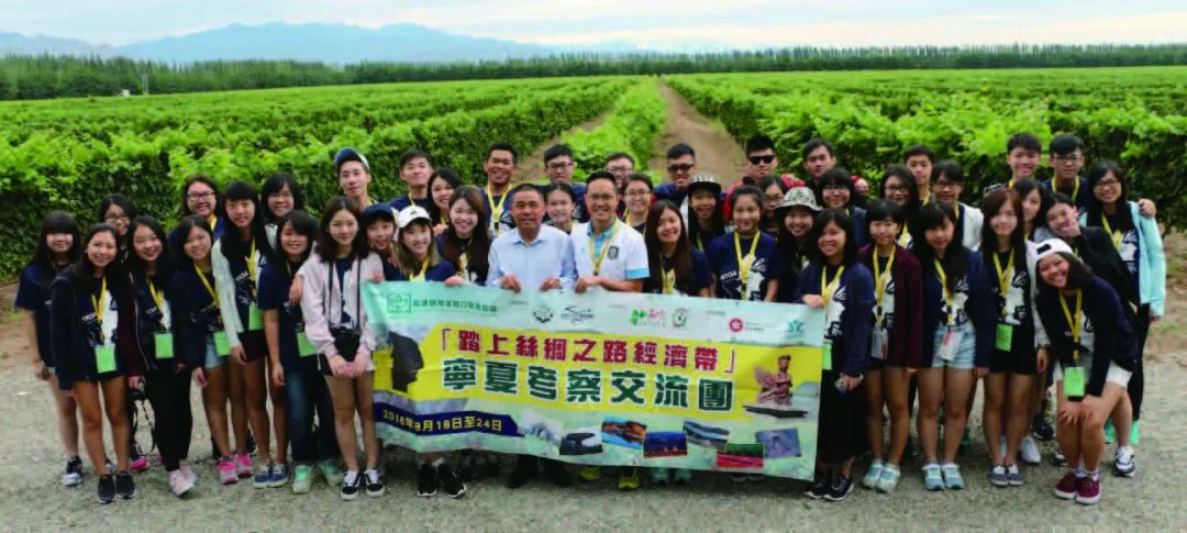 人和万事顺家兴百业旺哪个是上联,人和家顺百业兴字画