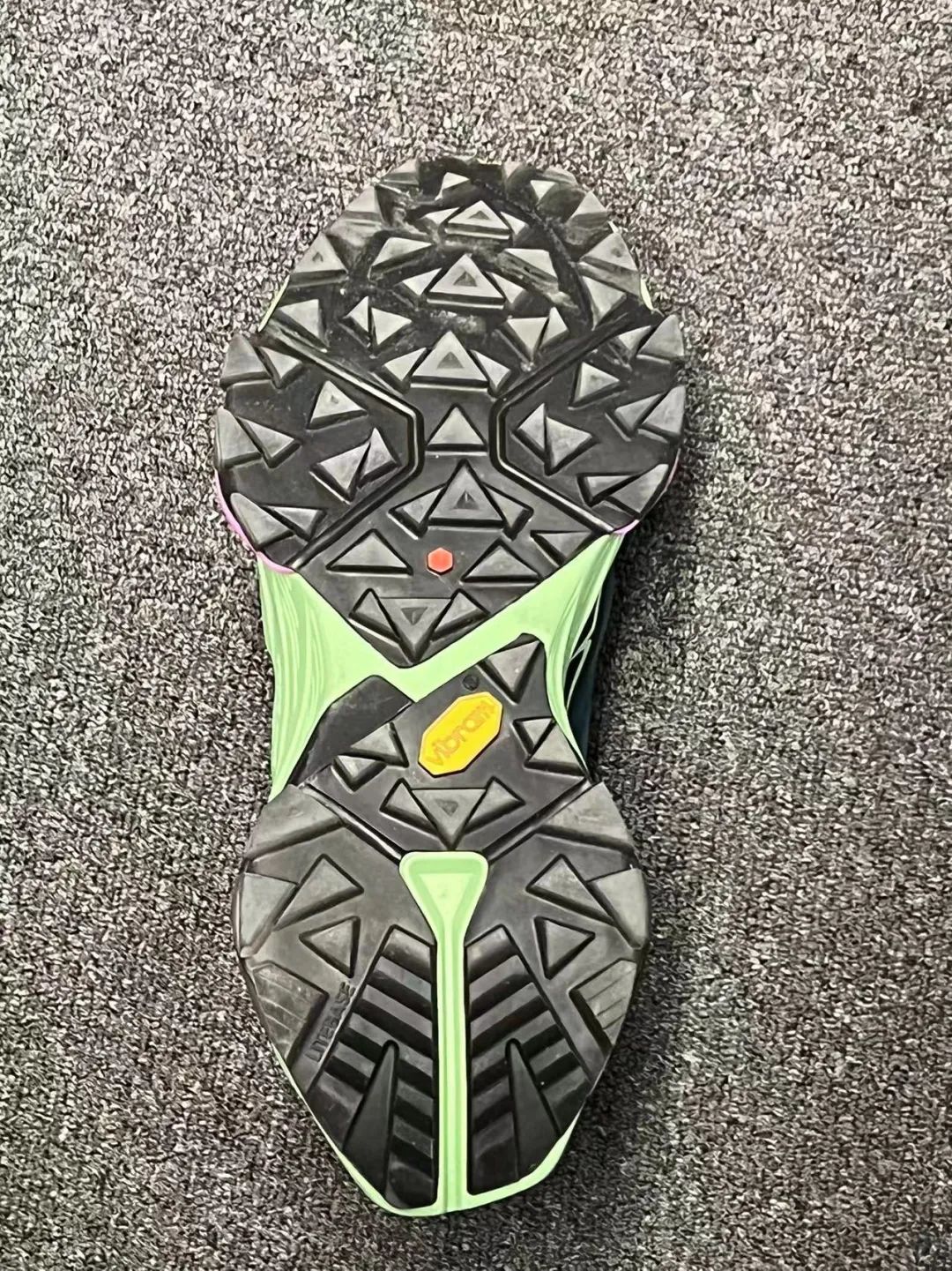 十款高性能越野跑鞋排行榜,综合性能好的跑鞋测评