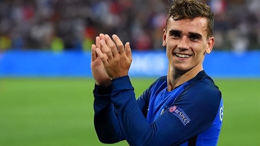 内马尔为什么踢10号位,内马尔10号位自由发挥