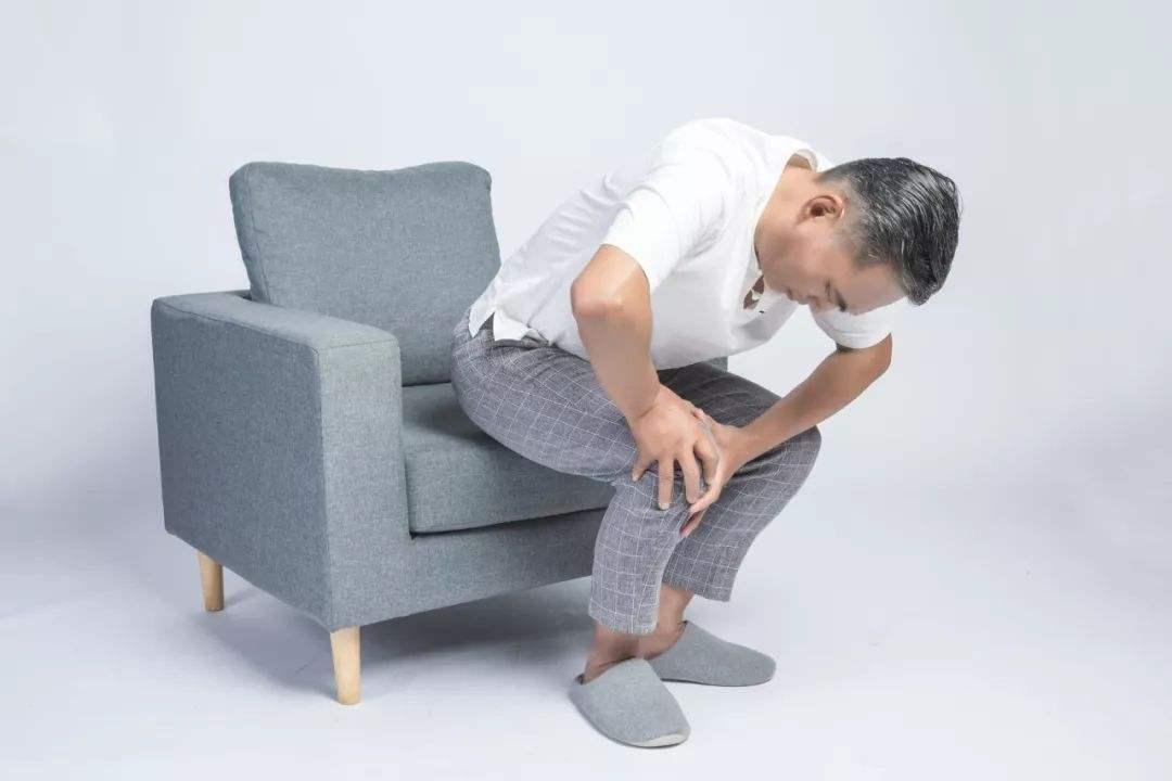 脑出血来临睡觉先知,脑出血睡觉出现三个异常