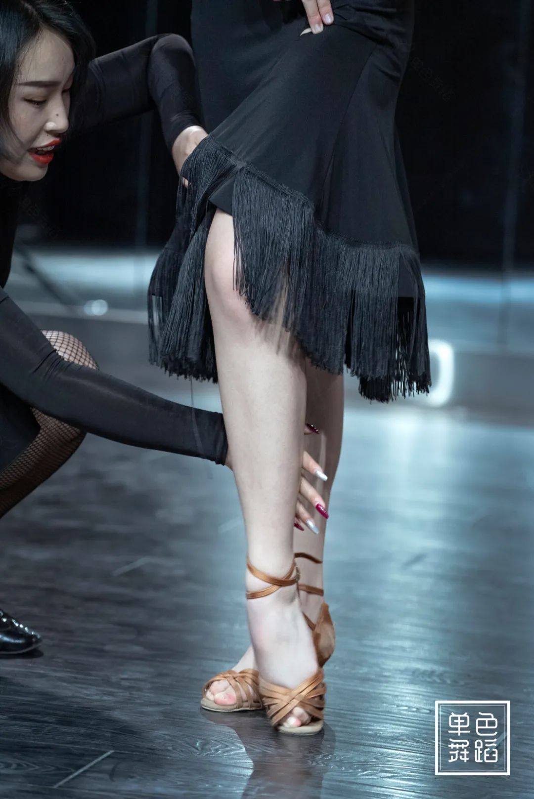 适合自己的舞鞋才是最好的舞鞋,不同舞种选择