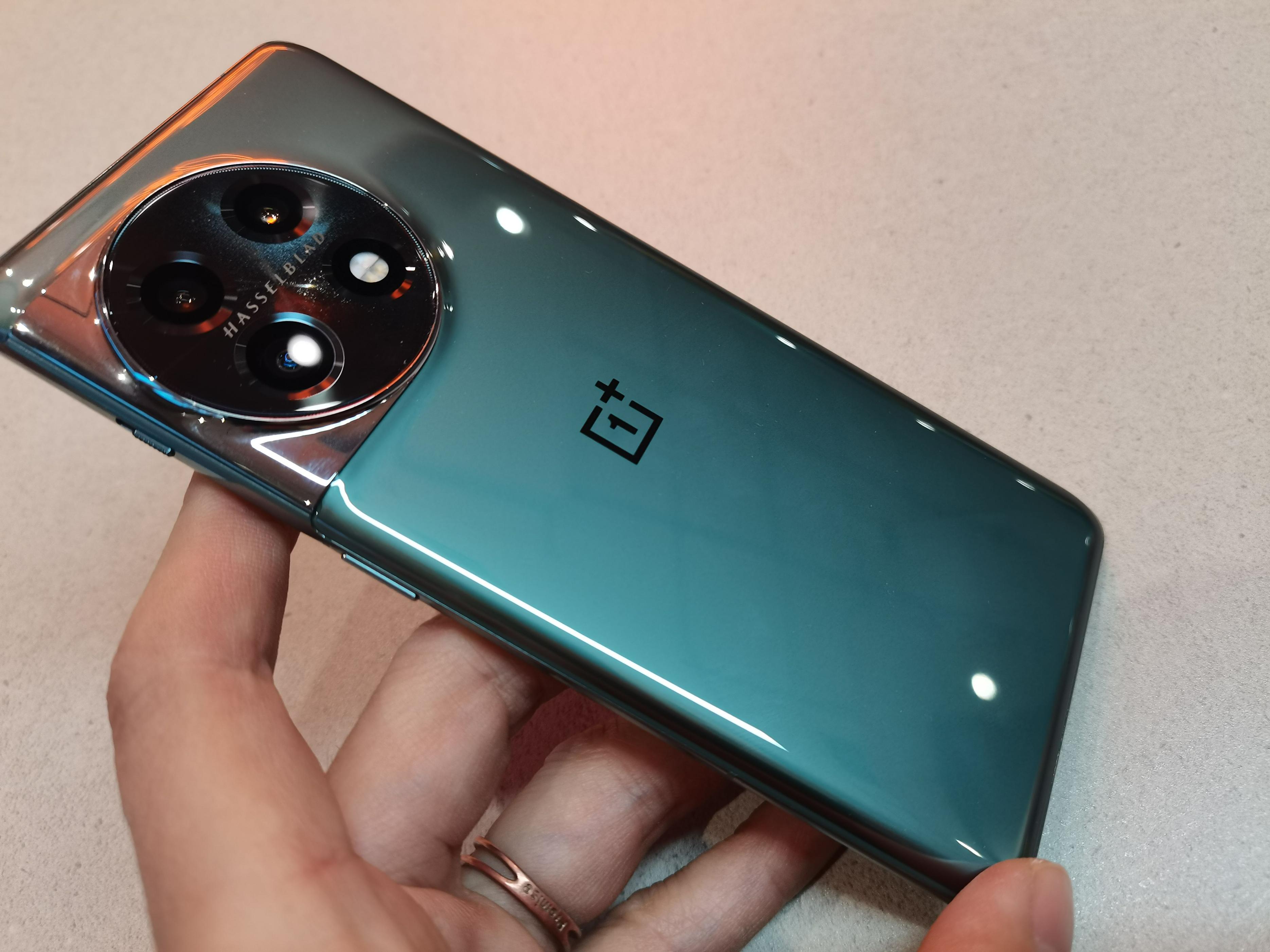 辛苦一年！浪浪山小妖有自己的新年礼物吗？我的礼物是一加11