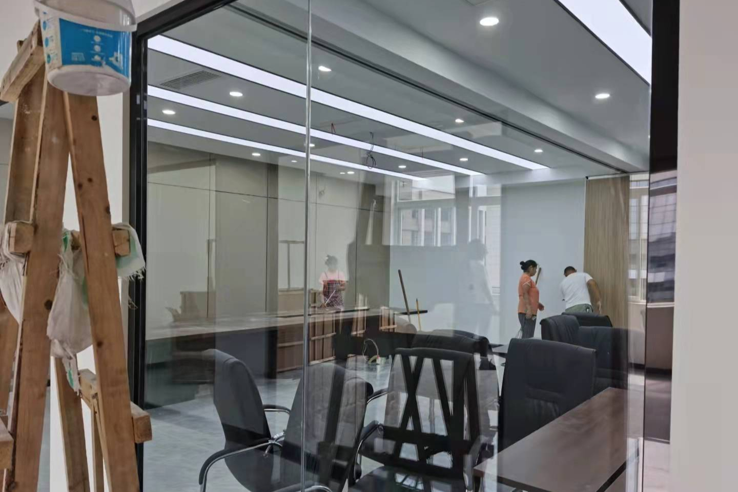 重庆工装公司办公室装修,重庆工装科技企业装修效果图