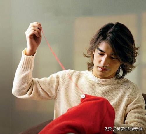 推荐一下娱乐圈中比较帅的男明星,娱乐圈里英气迷人的男星