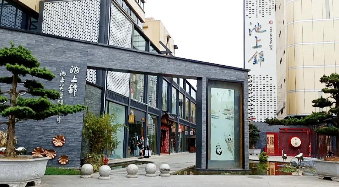 打卡批发市场,成都最好的荷花池批发市场