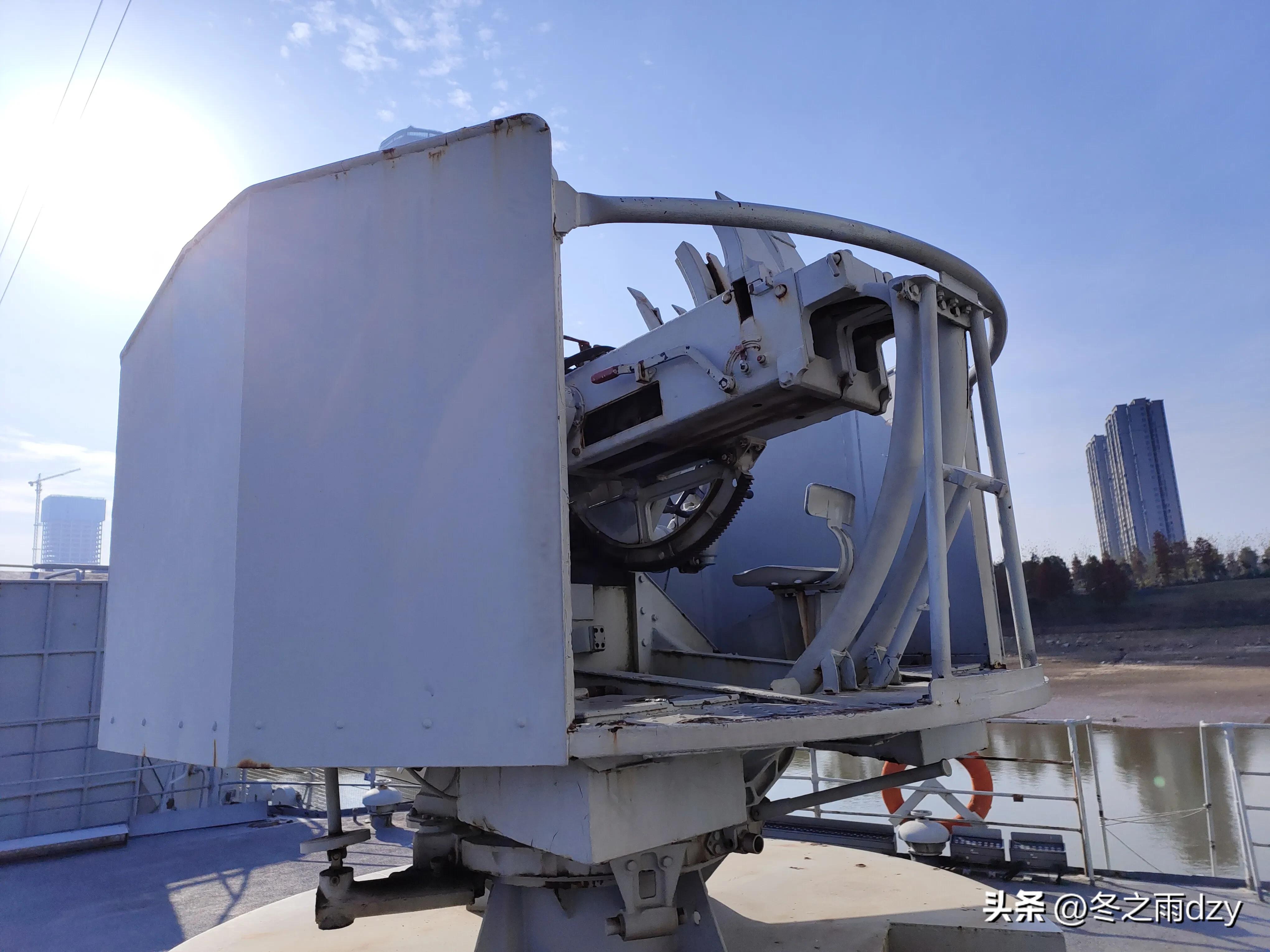 南昌舰主题园凤凰洲湿地公园,凤凰洲建军广场