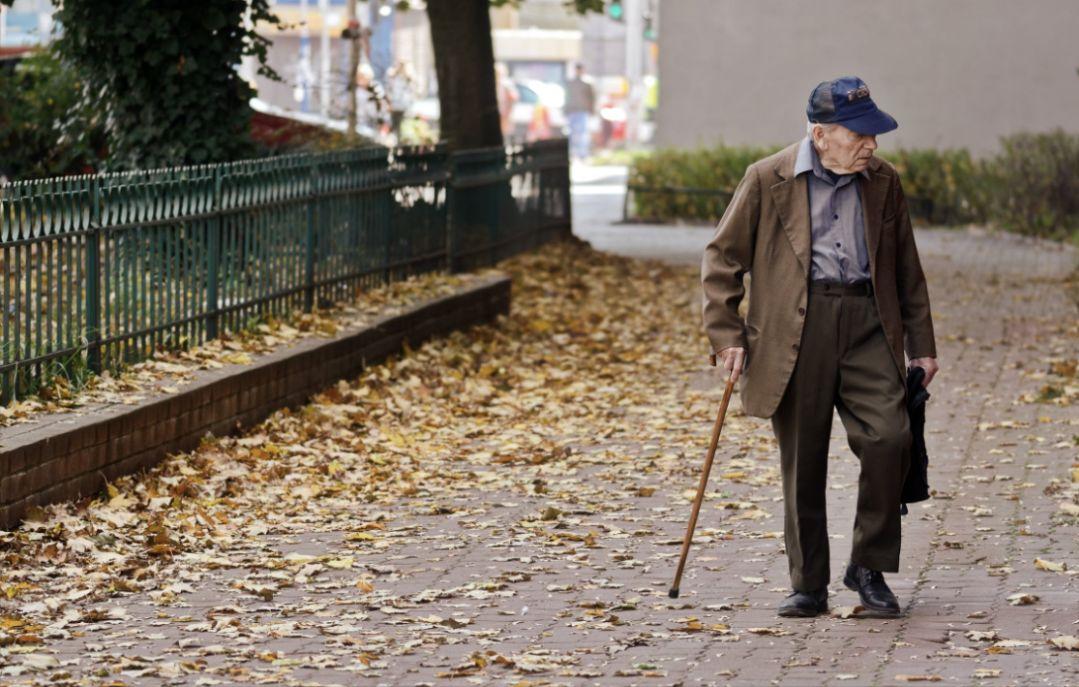 一位70后丁克大叔的心里话：我没钱，也是对现实认命的悲哀