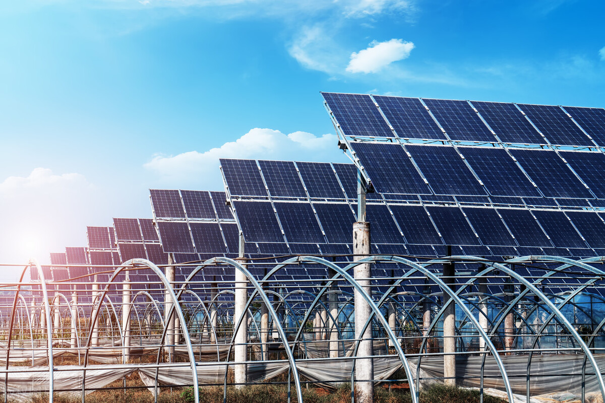 光伏组件的理论功率计算公式,光伏组件总功率计算