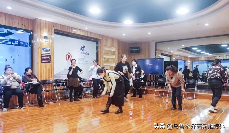 三八节巾帼绽芳华,巾帼绽芳华三八节医院演讲