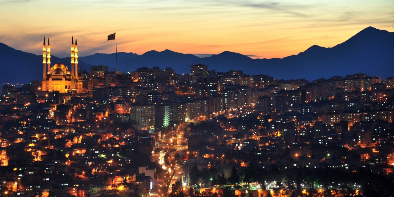 土耳其小城卡赫拉曼马拉什美食一瞥，希望地震别再来了