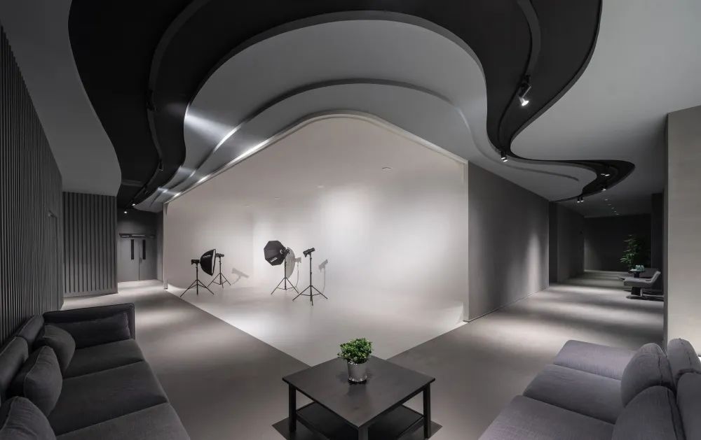 RhineScheme莱茵之华：无限可能的世界-某影视公司北京办公室