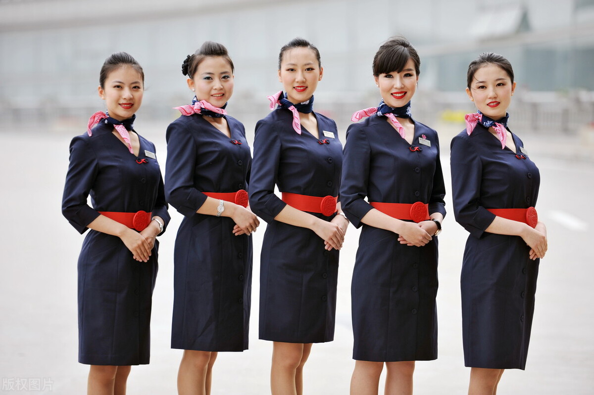 东航商务舱空姐颜值,东航空姐长得漂亮吗