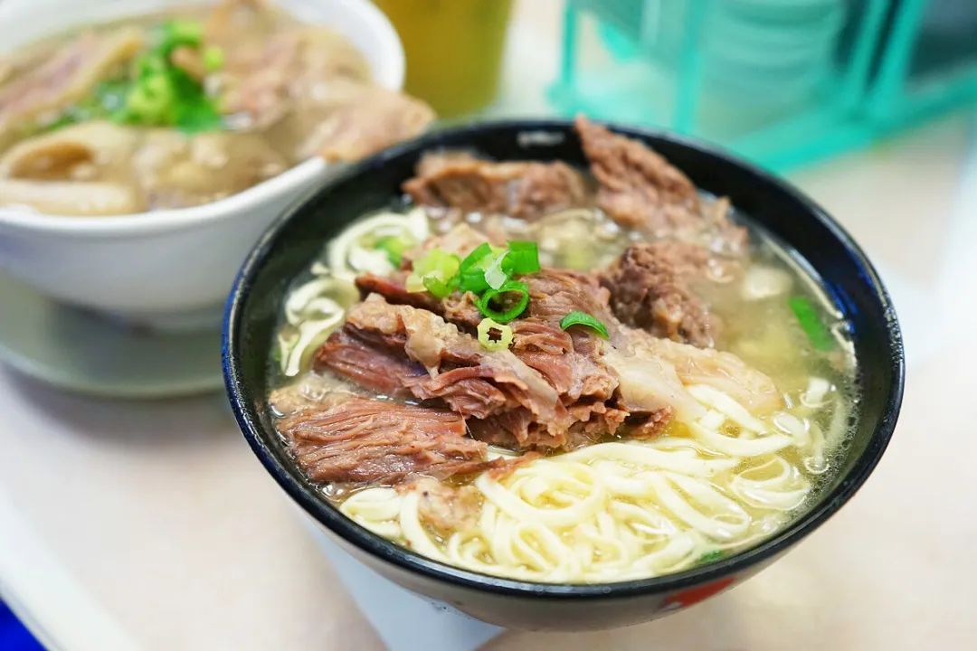 香港自由行攻略必买的东西,香港一日游吃喝玩乐最佳攻略路线