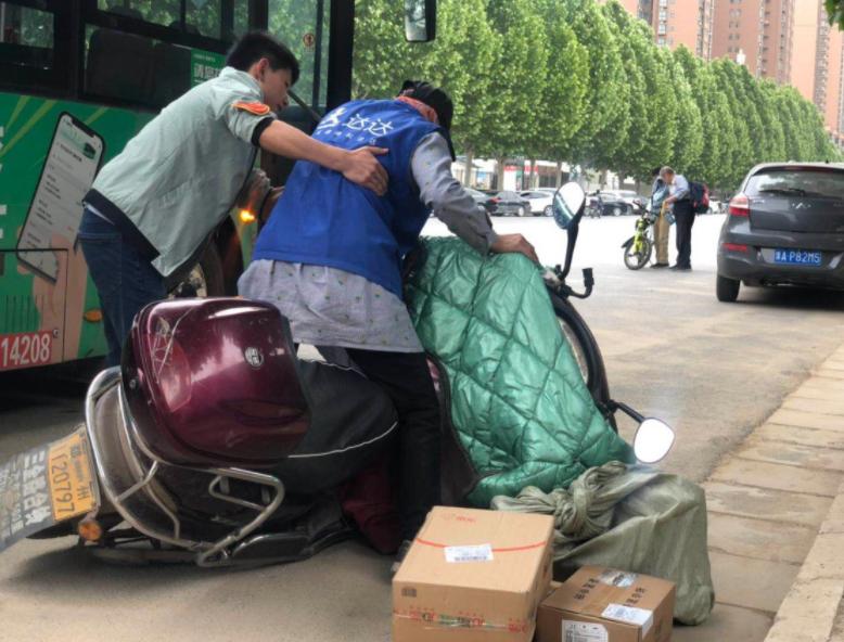 不用羡慕邮政快递员了，又一国企物流公司闪亮登场，还有大学生岗