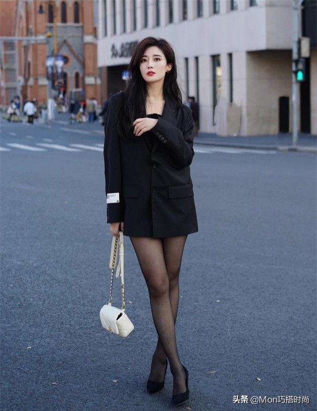 会穿搭和不会穿搭对比女生必看,会穿高跟鞋和不会穿高跟鞋的女人