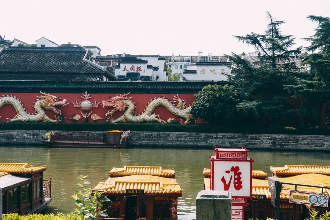 南京哪里好玩晚上本地人去的,南京本地人才知道的好玩的