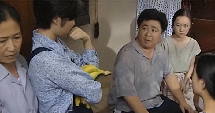 去武汉出差，同学小姨子热情招待我，与她发生幸福的事