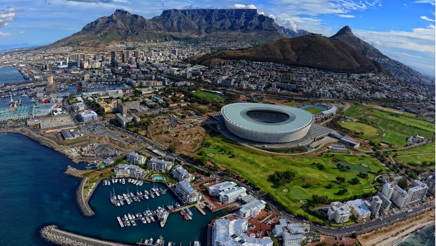 仅凭一己之力，毁掉非洲唯一的发达国家！南非是如何走向衰落的？