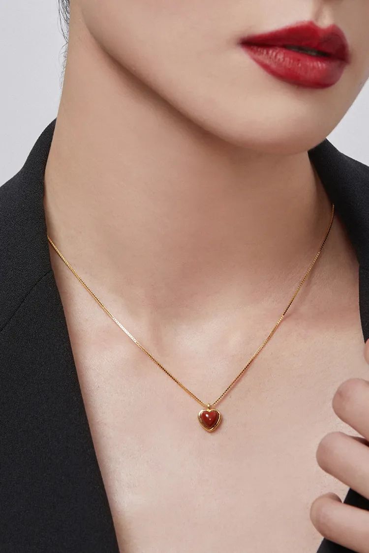 什么珍珠好看又实用,女人为什么爱首饰