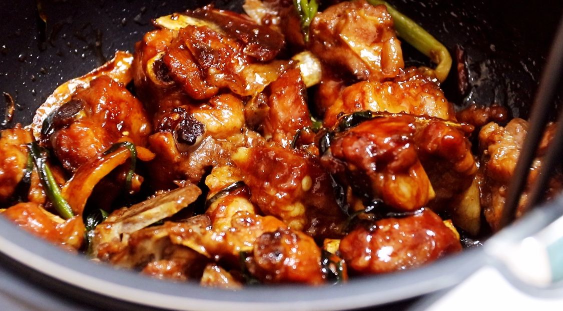 天气太冷了不想做饭,冷菜版糖醋排骨应该不需要加热吧