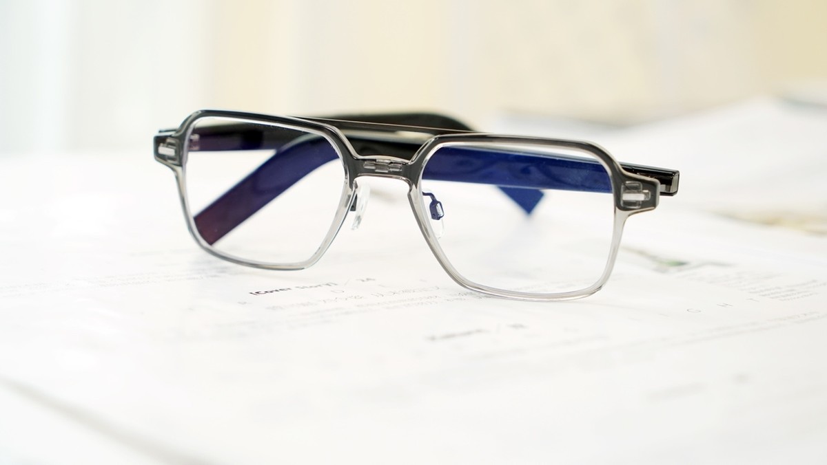 华为智能眼镜第四代最新款,智能变焦防蓝光抗疲劳的平光眼镜