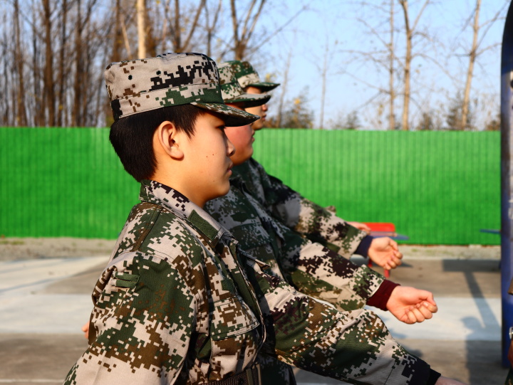 如何防止小孩玩手机成瘾,儿童玩手机游戏怎么戒掉