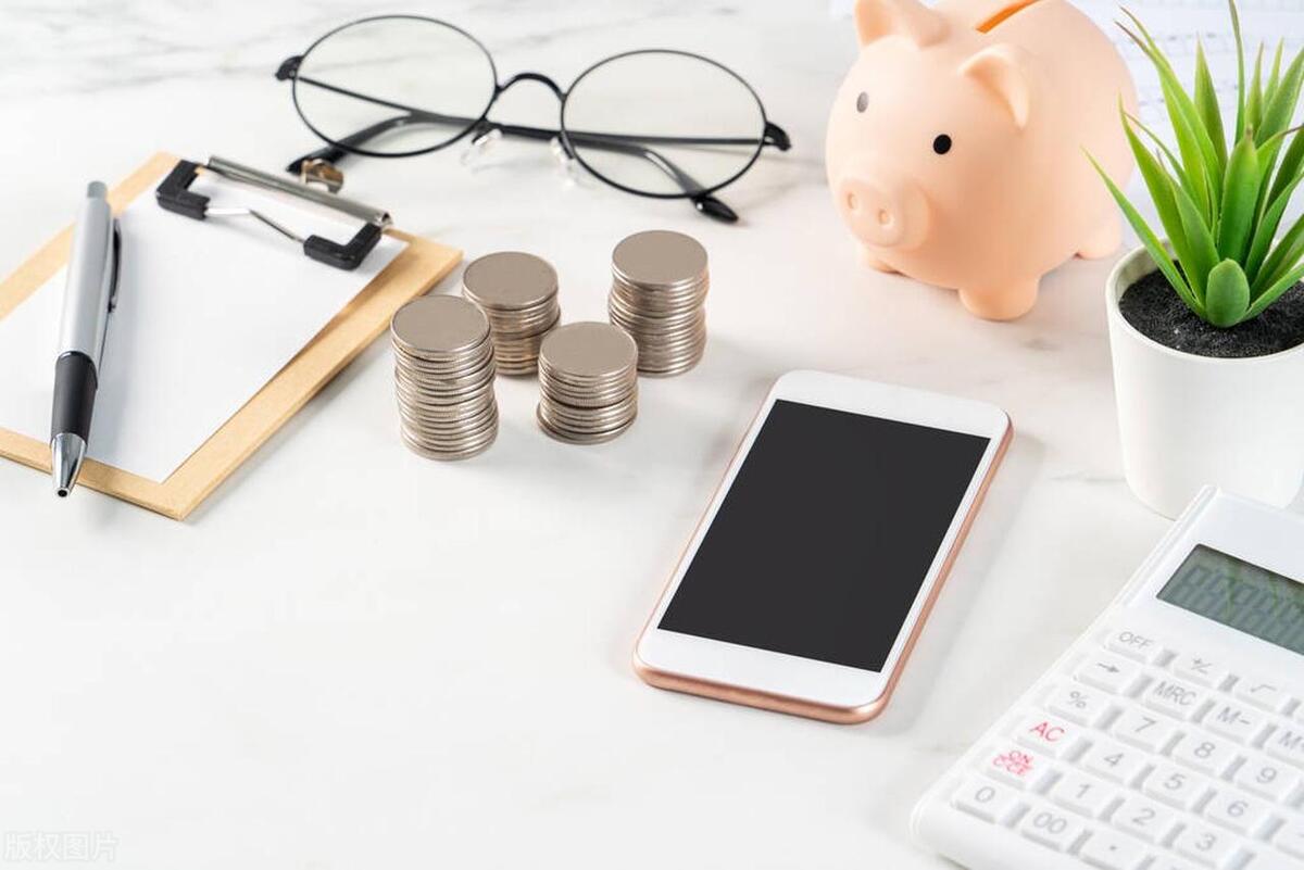 消费领域有口红效应吗,口红效应和消费降级