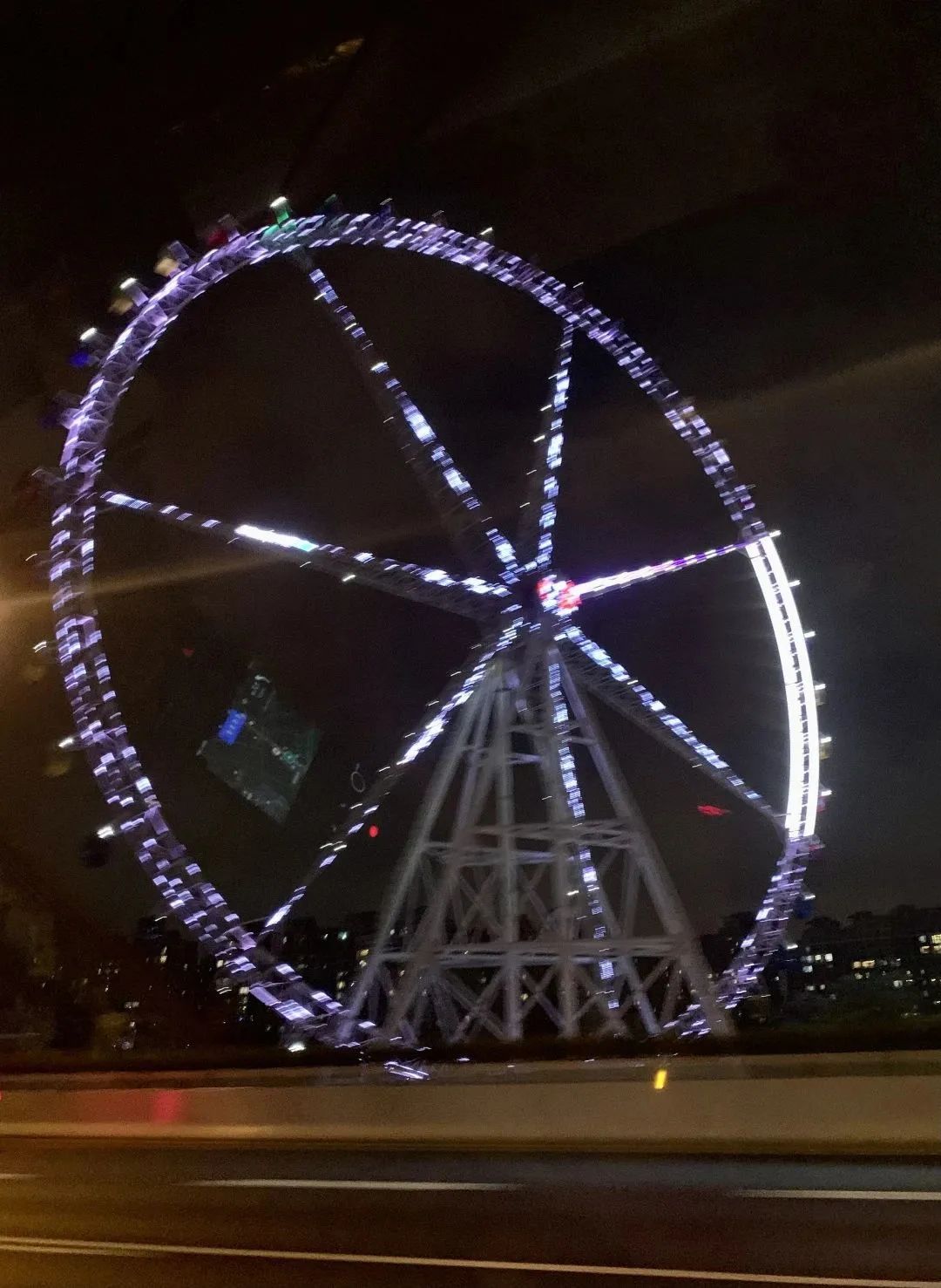 小布摄影团丨魔都夜生活的N种打开方式，快收藏起来→