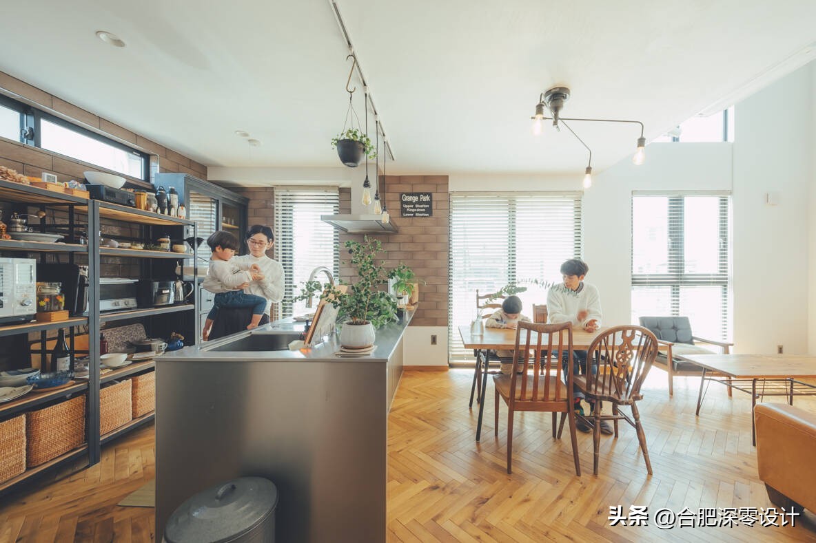 日本夫妻带两个孩子的田园生活,日本夫妻带两个孩子怎么住酒店