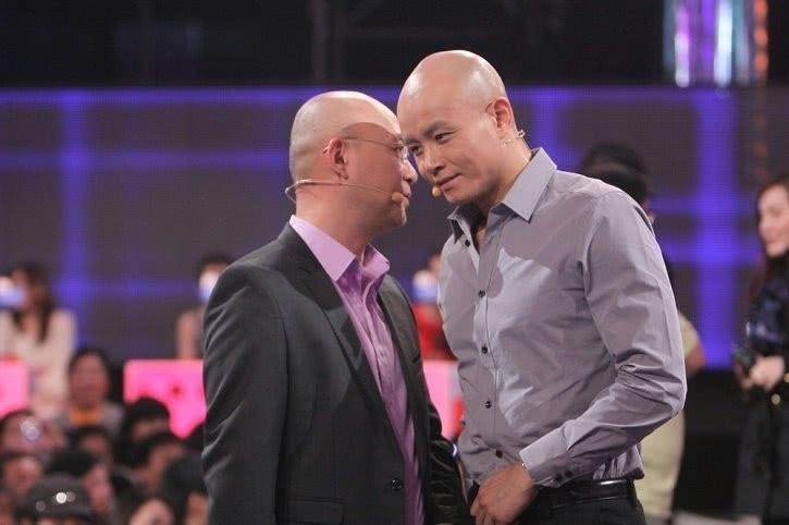 乐嘉发飙事件完整,乐嘉带女徒步引争议