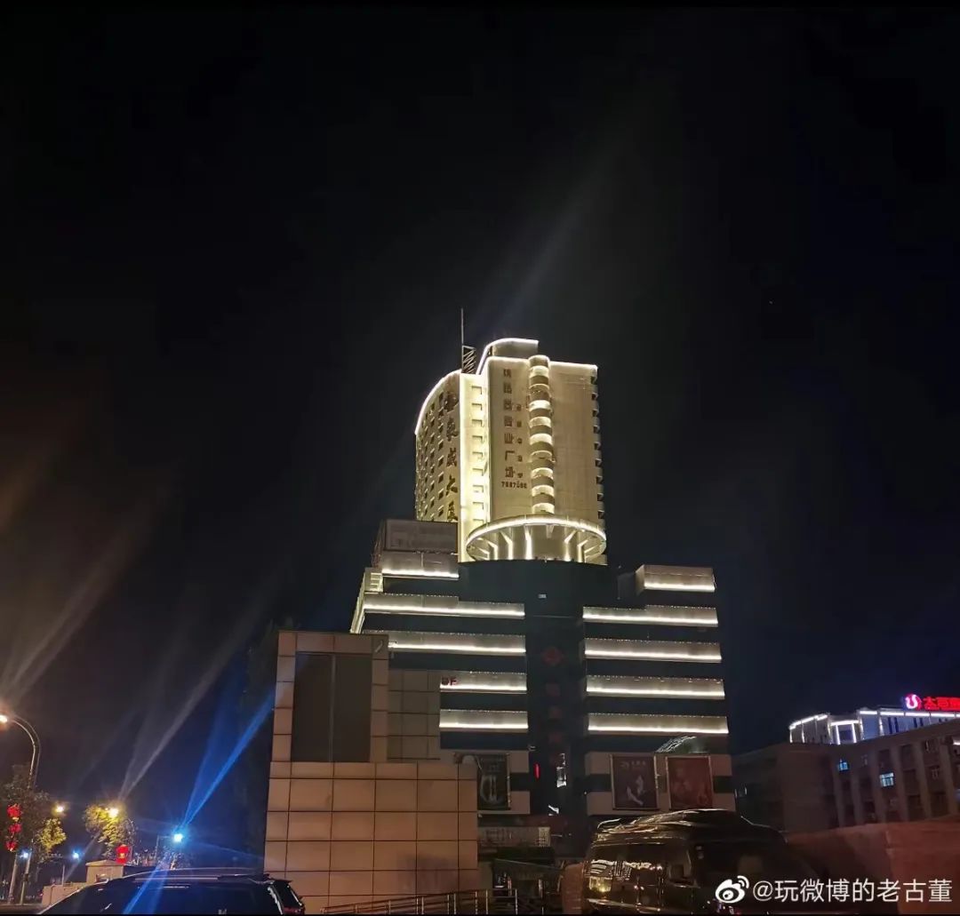 乌鲁木齐西单商场定位,乌鲁木齐原西单商场最新消息