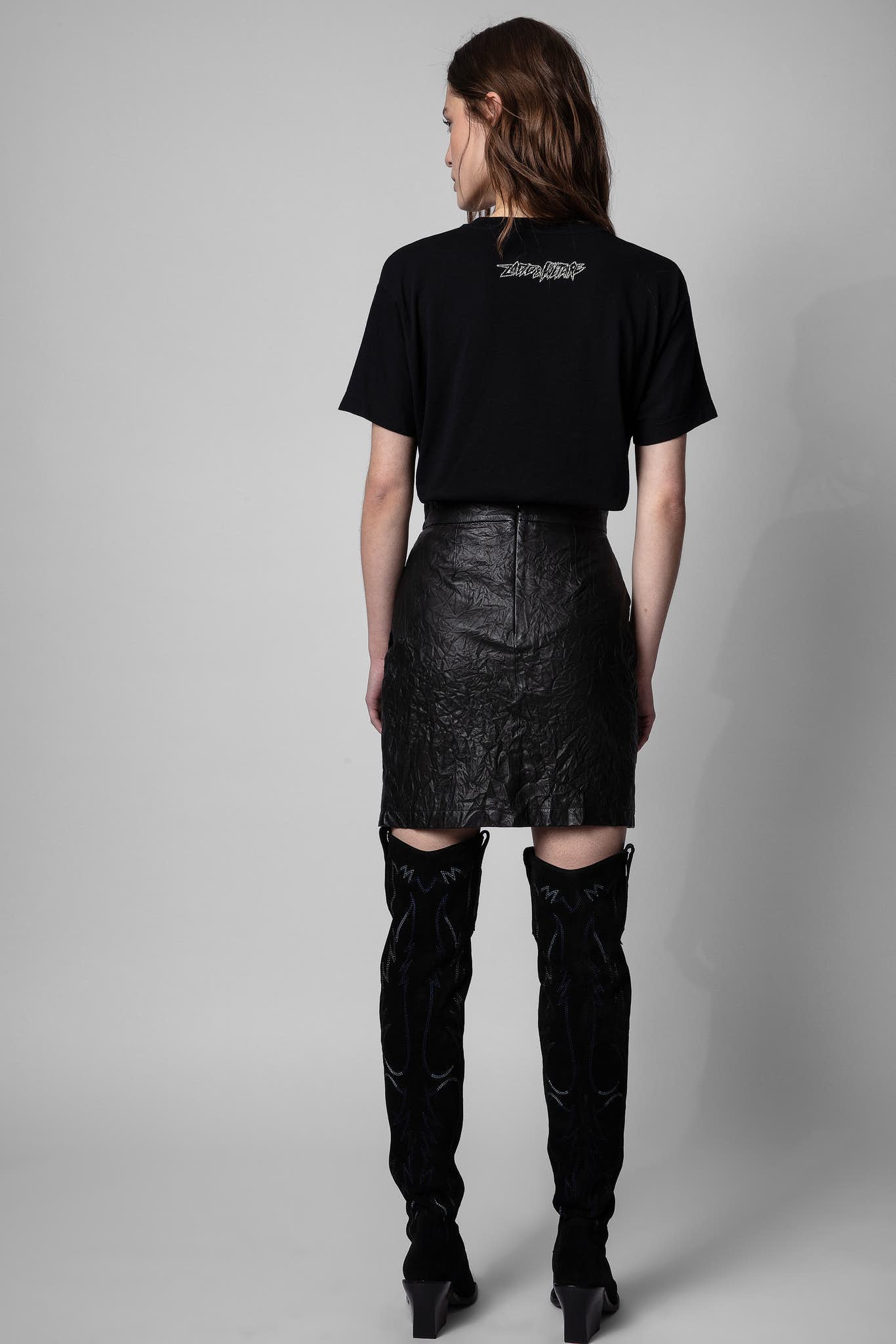 摆脱束缚释放自己,摆脱束缚穿出自我潮流男士之选