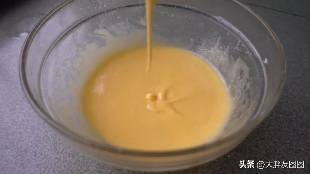 六寸戚风蛋糕一直失败怎么办,零失败戚风蛋糕方子做纸杯蛋糕