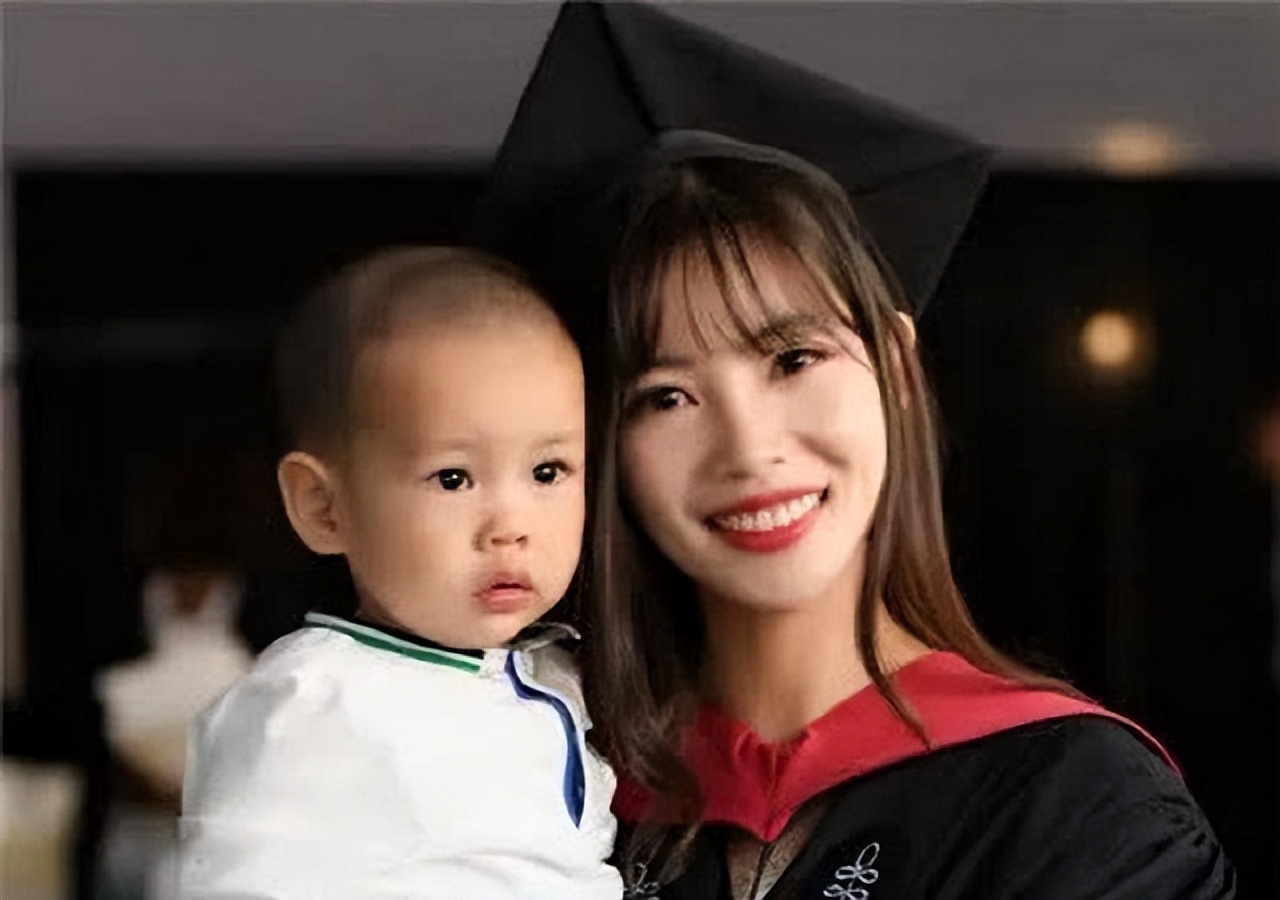 95后浙江女孩拒绝保送清华,17岁才女拒绝保送清华