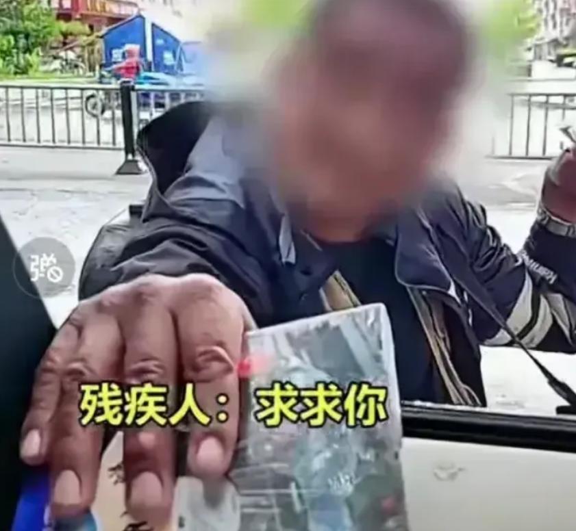 卖碟片的小伙子现状,卖碟的男孩