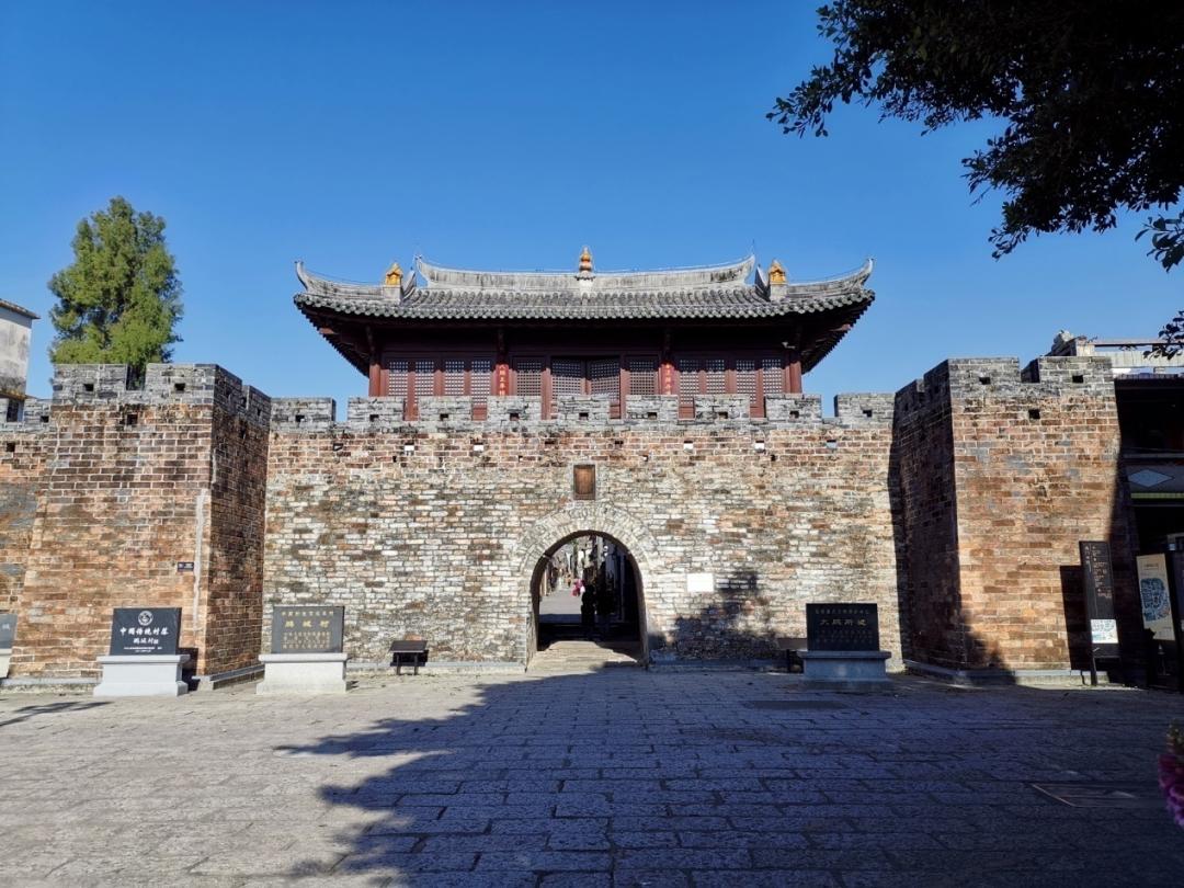 《南方诗词评论》第35期:以古风诗化深圳本土人文历史的奠基之作