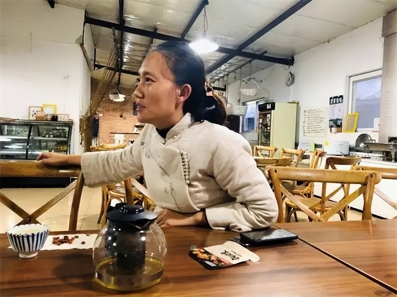 农村女博士靠种地年收入800万,清华女博士种地十一年收入八百万