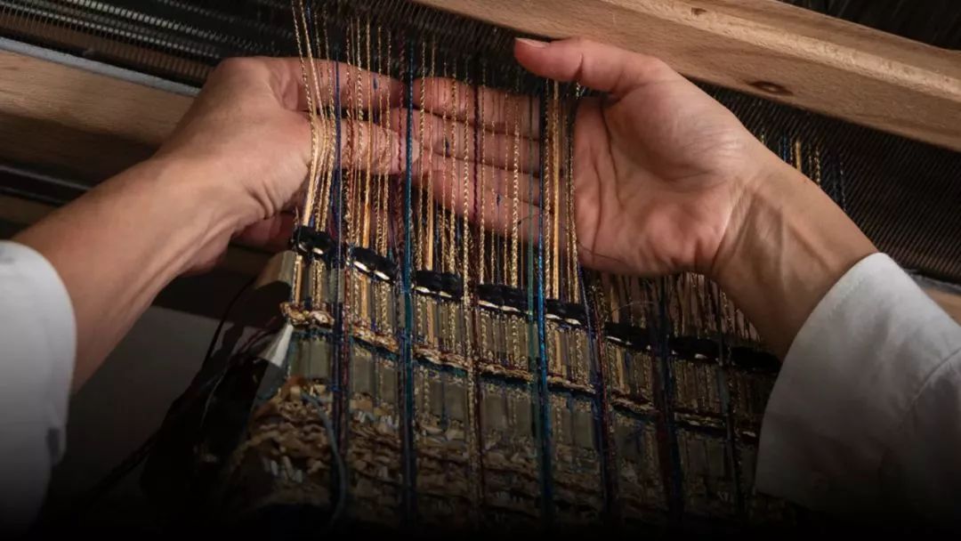 chanel衣服为啥贵,chanel女装贵吗