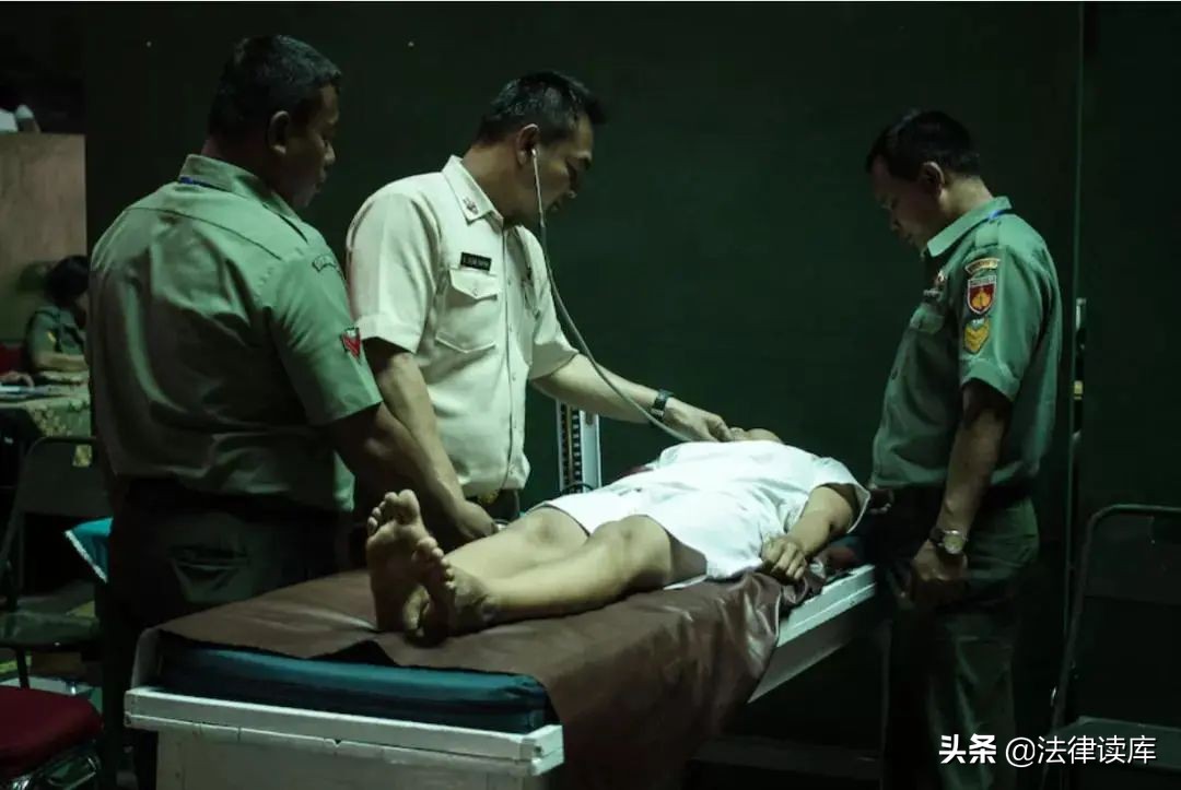 “贞操检查关乎国家安全”：在印尼，只有处女才能当警察