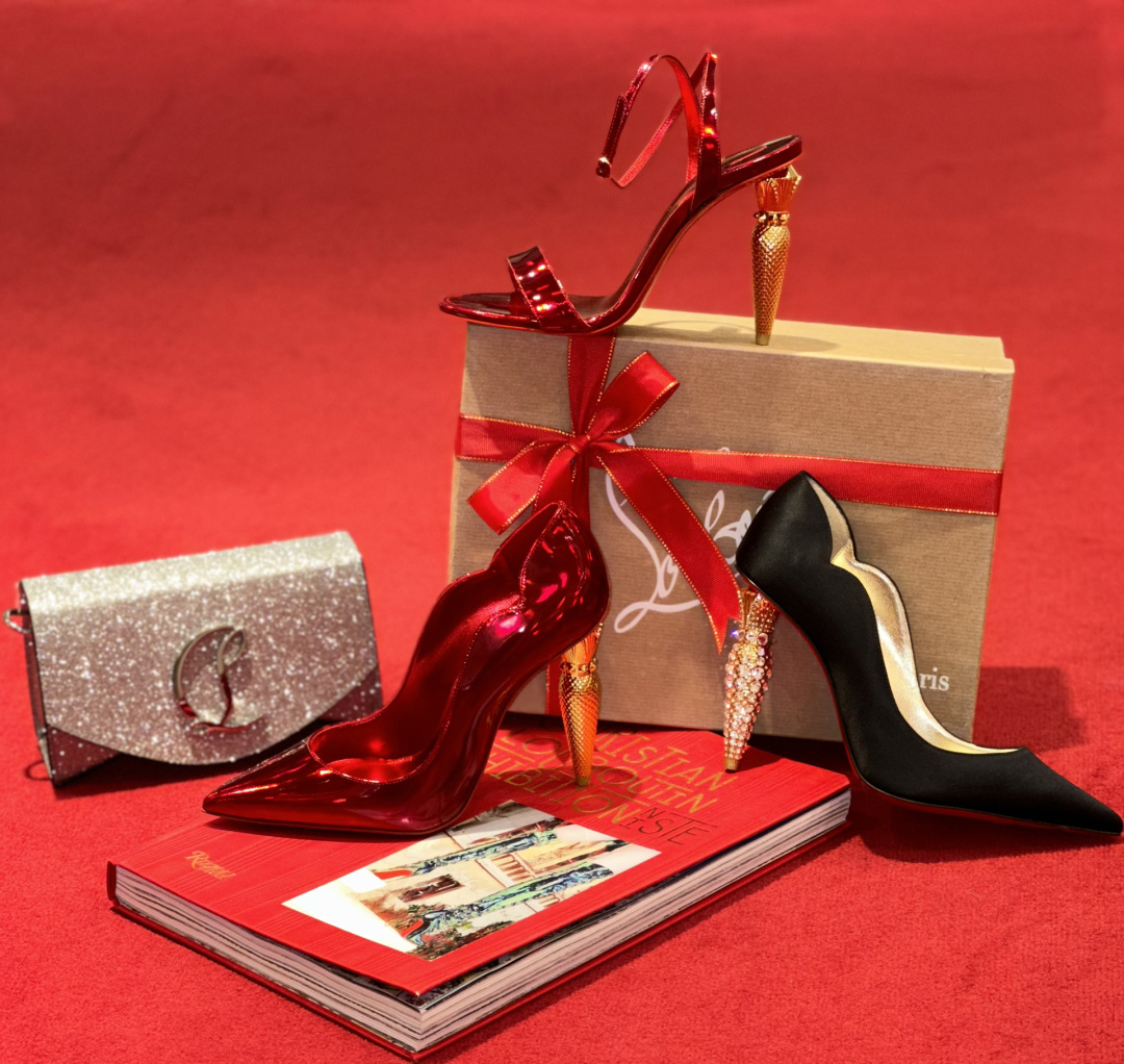 cl萝卜丁高跟鞋贵吗,cl萝卜丁口红和高跟鞋