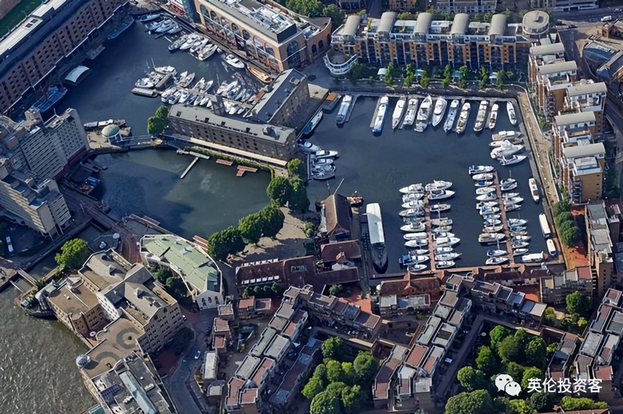 新加坡首富买房,400亿买下前首富大楼