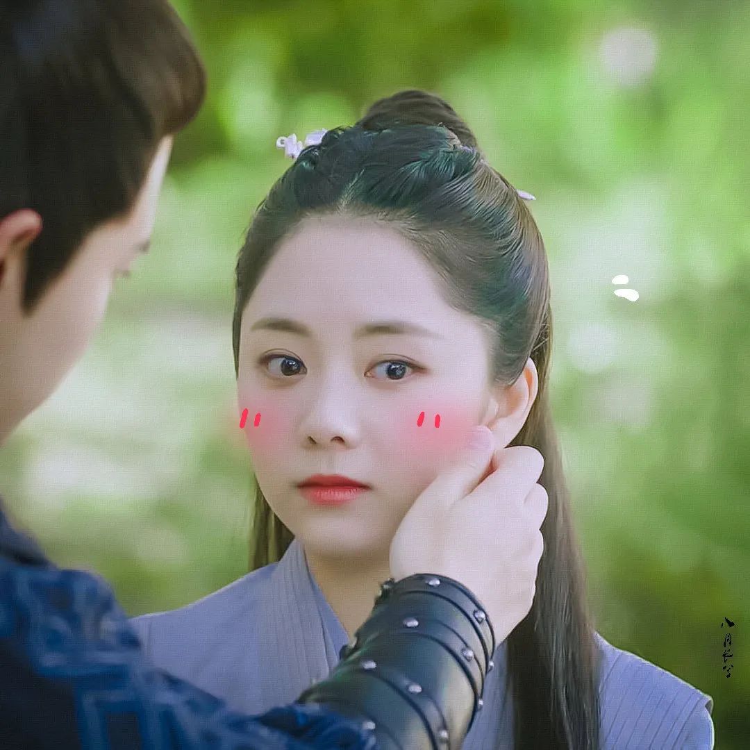 爱豆表格图任嘉伦,任嘉伦头像帅气高清粉色