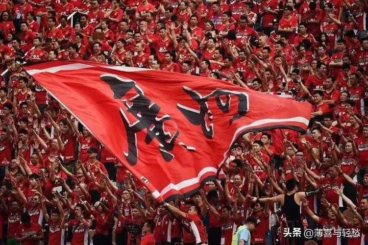 许家印恒大足球最新真实消息,许家印看恒大足球高光时刻