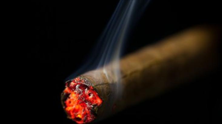 常见的四种香烟已列入黑名单,8种香烟或被列入黑名单过期烟